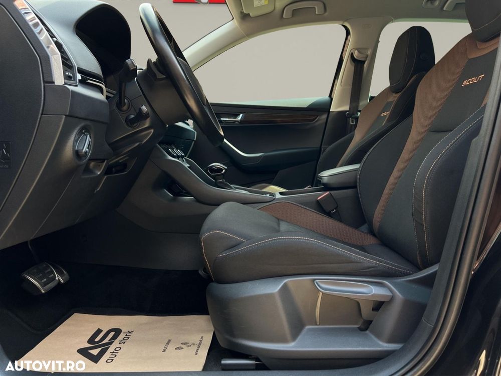 Skoda Karoq 2.0 TDI SCR 4x4 DSG Scout - 14