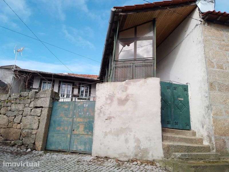 Casas, quintais, Arrumos, terrenos no Castedo - Grande imagem: 3/11