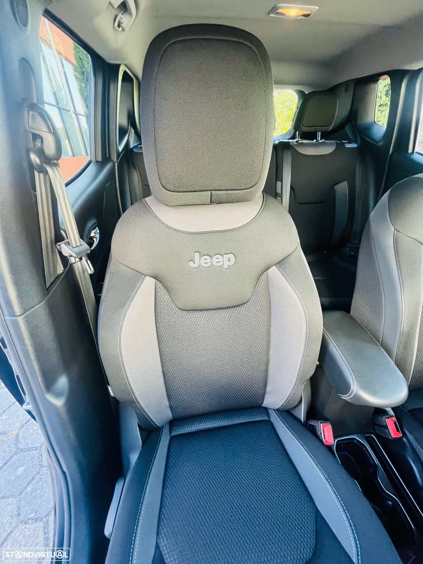 Jeep Renegade 1.3 TG 4Xe Limited - 27
