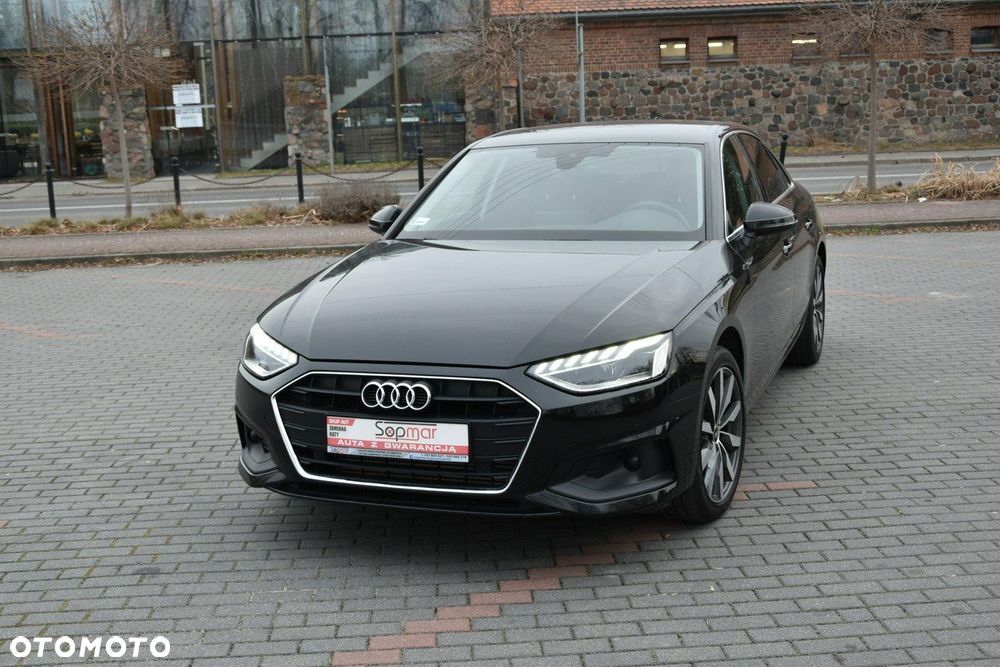 Audi A4 Limousine - 18