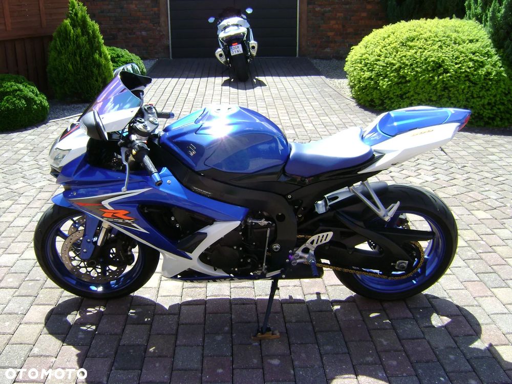 Suzuki GSX-R - 3