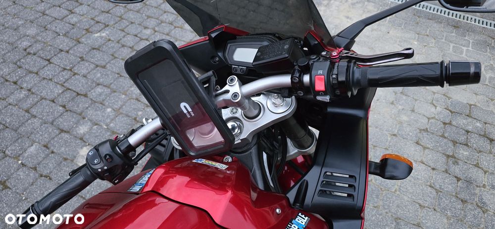 Yamaha FZ - 7