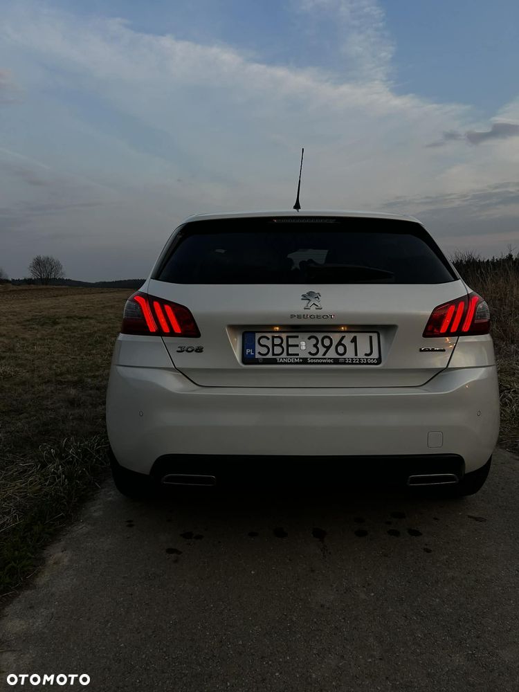 Peugeot 308 PureTech 130 GPF EAT8 Stop & Start GT - 5