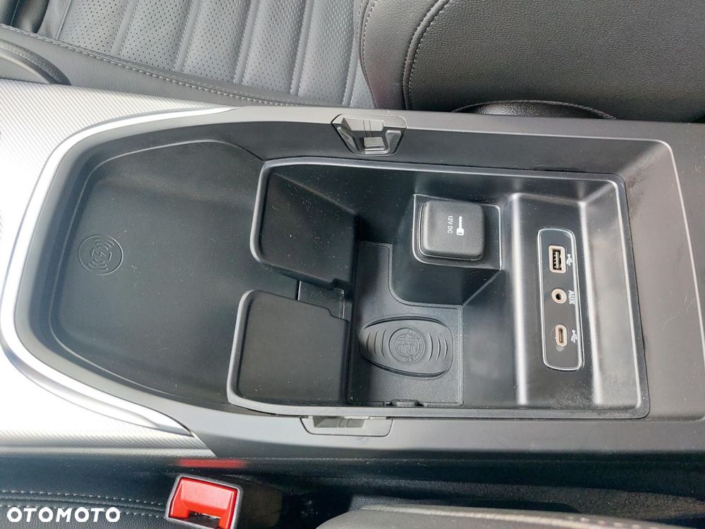 Alfa Romeo Giulia 2.0 Turbo Veloce Q4 - 30
