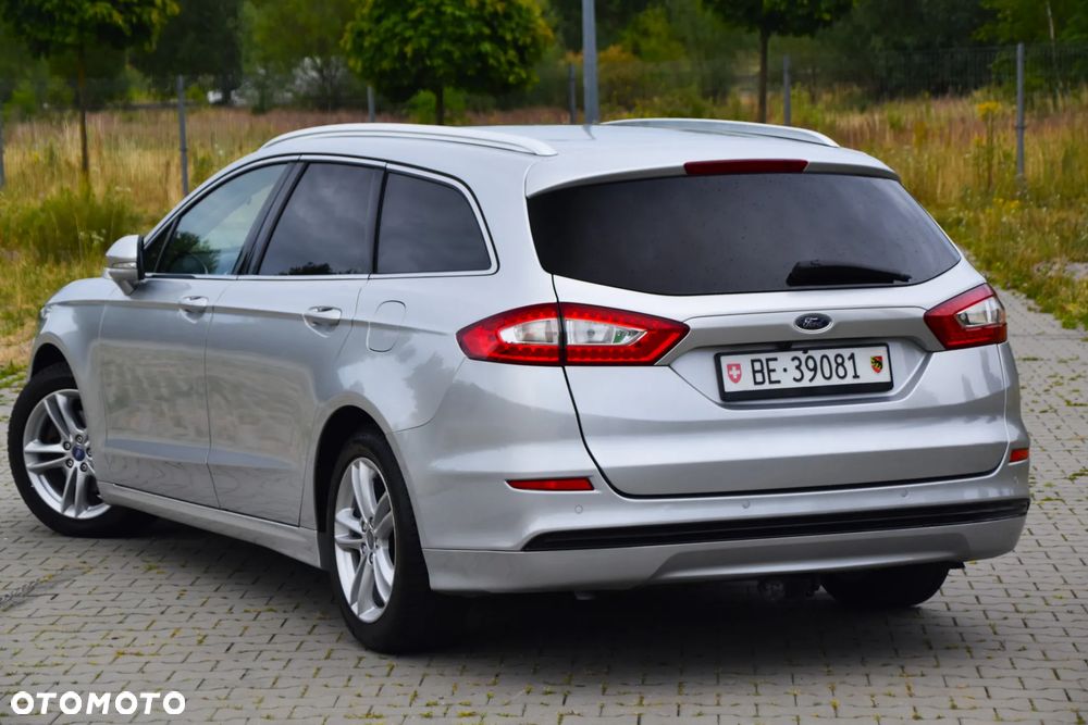 Ford Mondeo SW 2.0 TDCi ECOnetic Start-Stop Titanium - 2