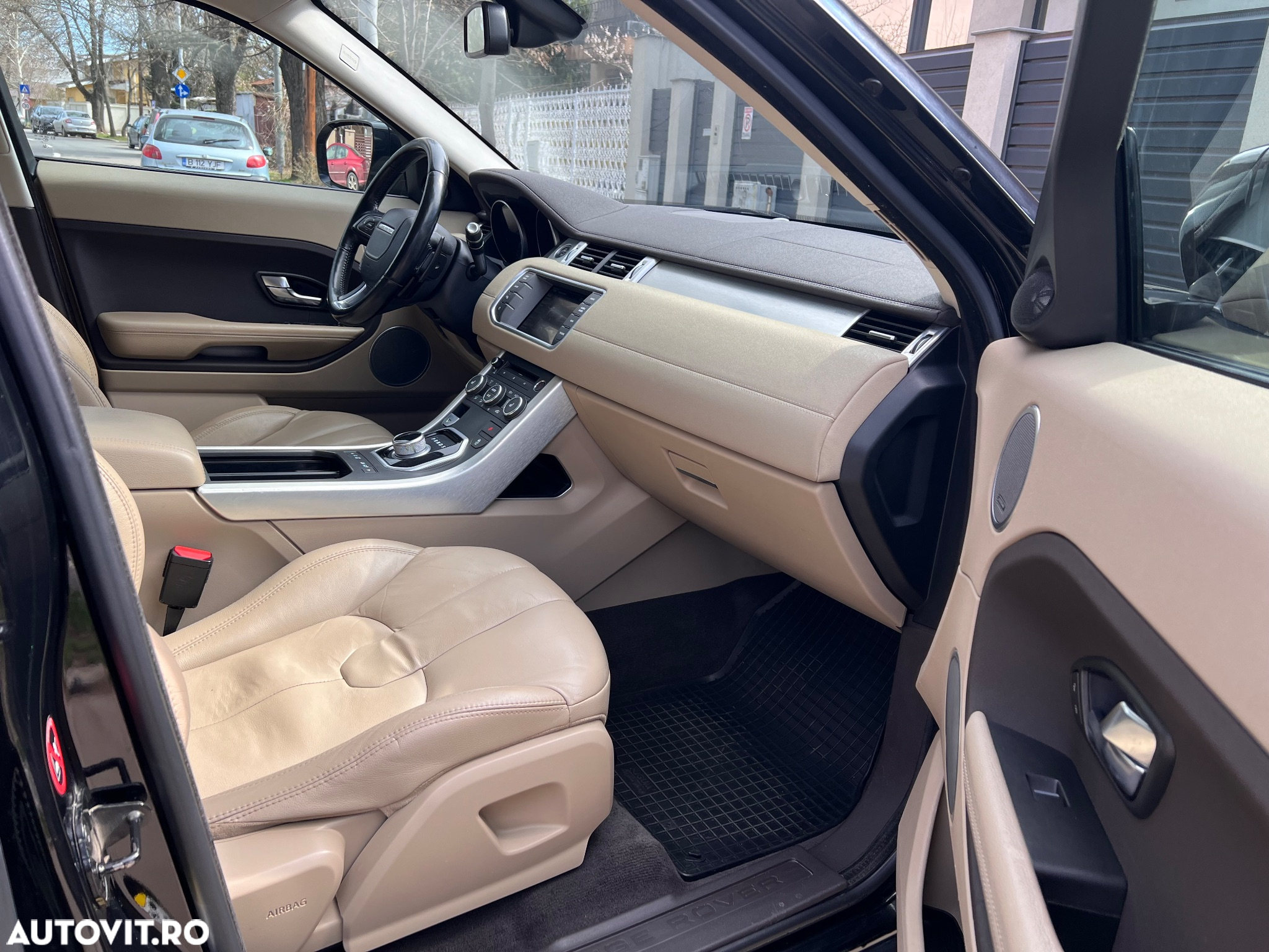 Land Rover Range Rover Evoque - 7