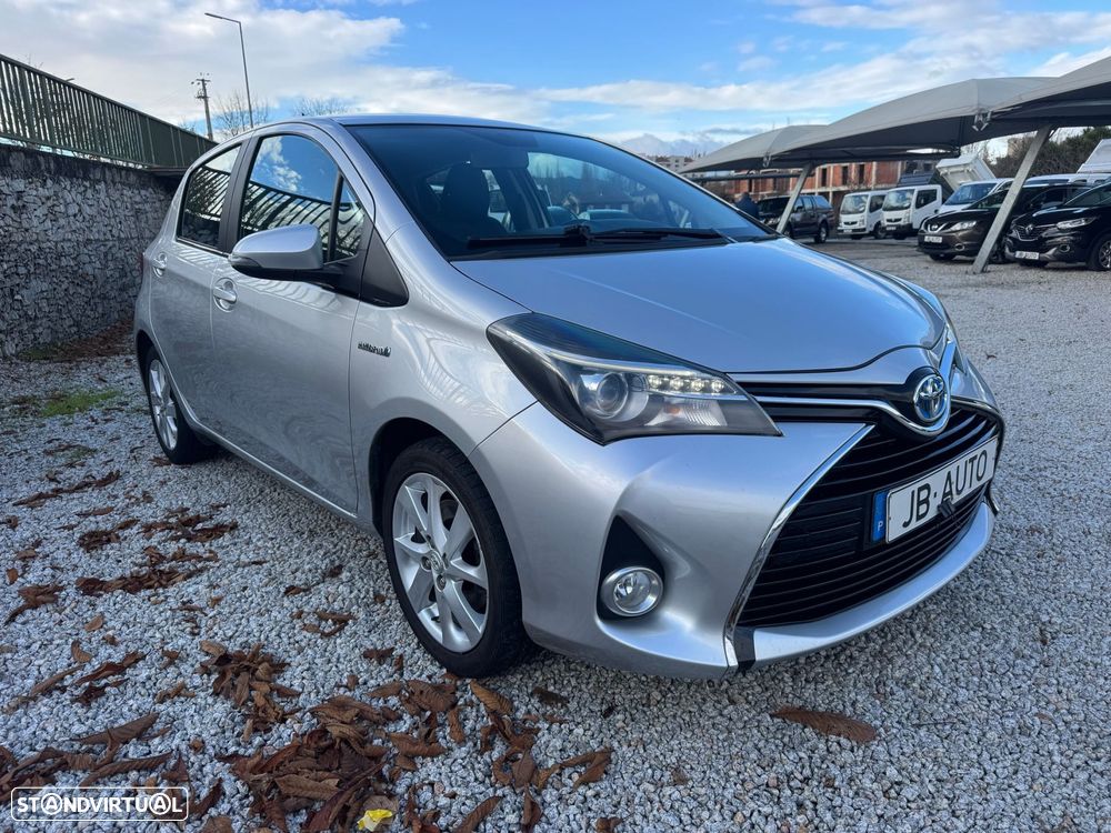 Toyota Yaris 1.5 HSD Exclusive - 3