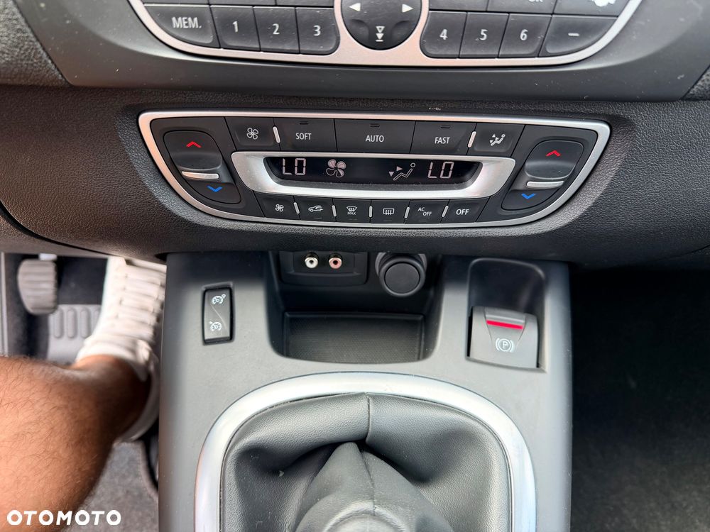 Renault Grand Scenic TCe 130 Dynamique - 20