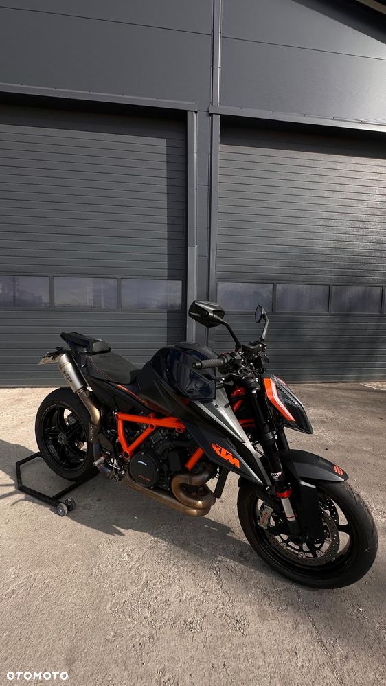 KTM Super Duke - 17