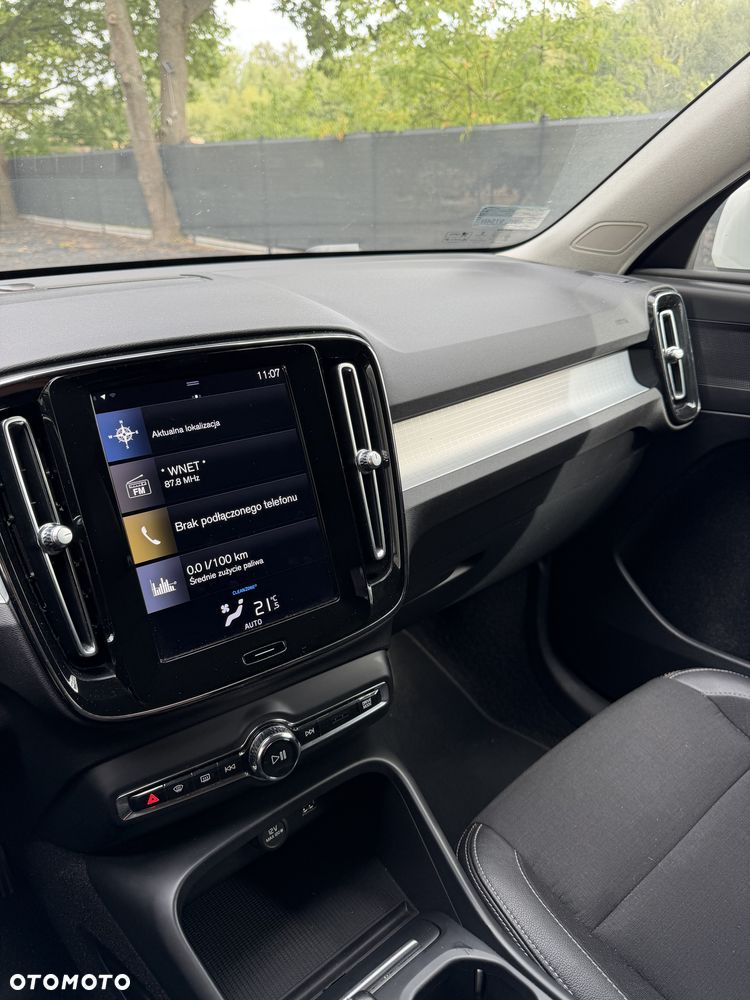 Volvo XC 40 T3 Momentum Pro - 10