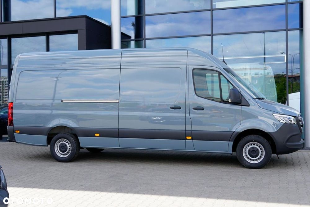 Mercedes-Benz Sprinter - 10