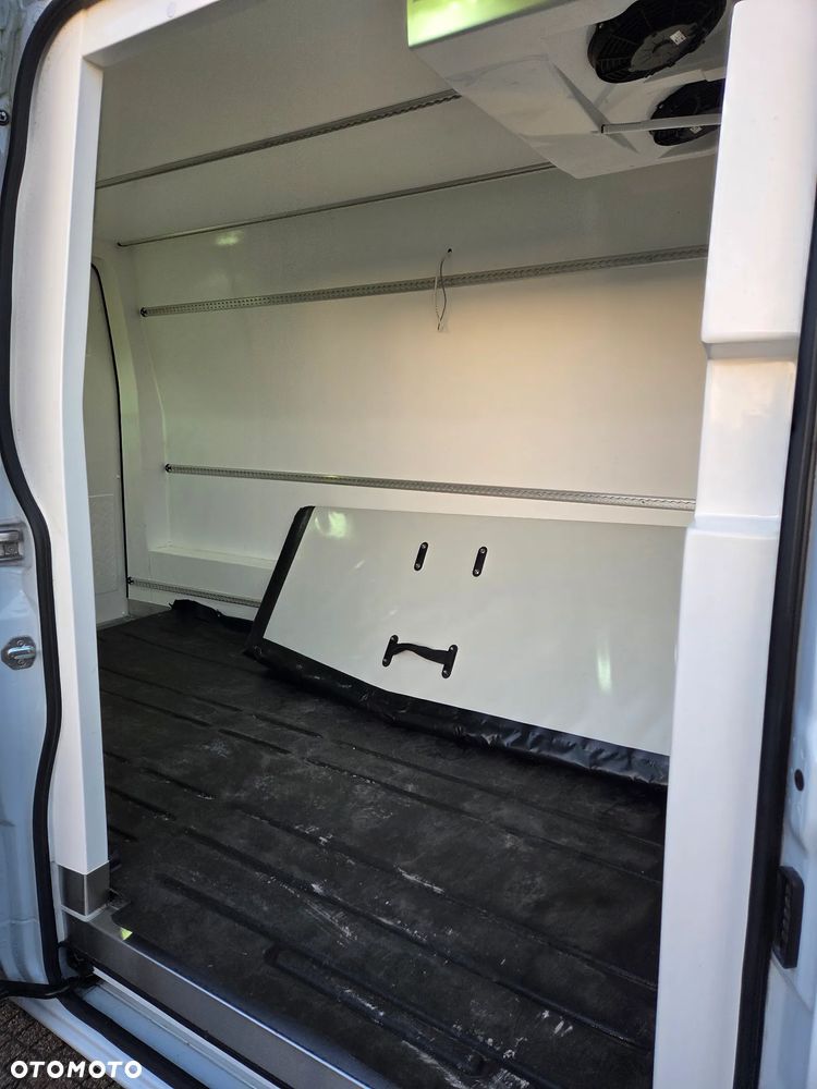 Mercedes-Benz e-sprinter - 5