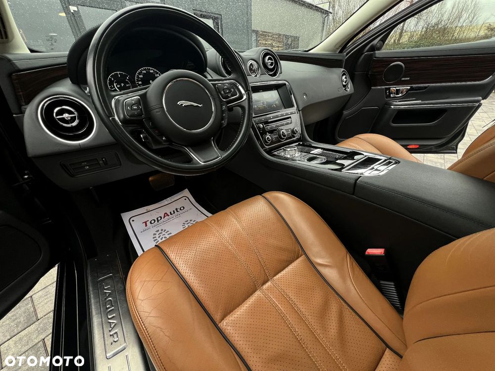 Jaguar XJ 3.0 D V6 Premium Luxury - 20
