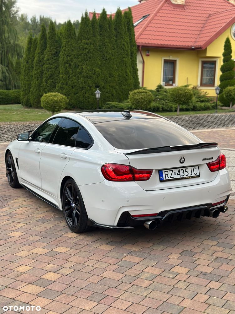 BMW Seria 4 435i xDrive M Sport - 17