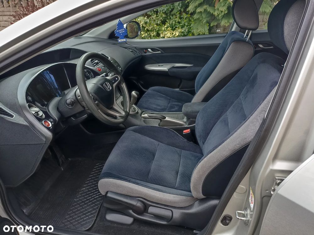 Honda Civic 1.4i-DSi - 16