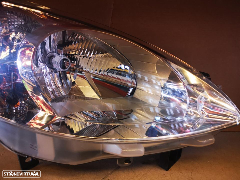 PEUGEOT PARTNER FAROL DIREITO - FF223 - 3