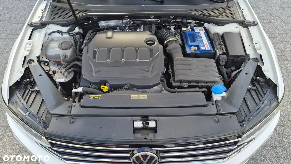Volkswagen Passat Variant 2.0 TDI BMT Highline DSG - 32