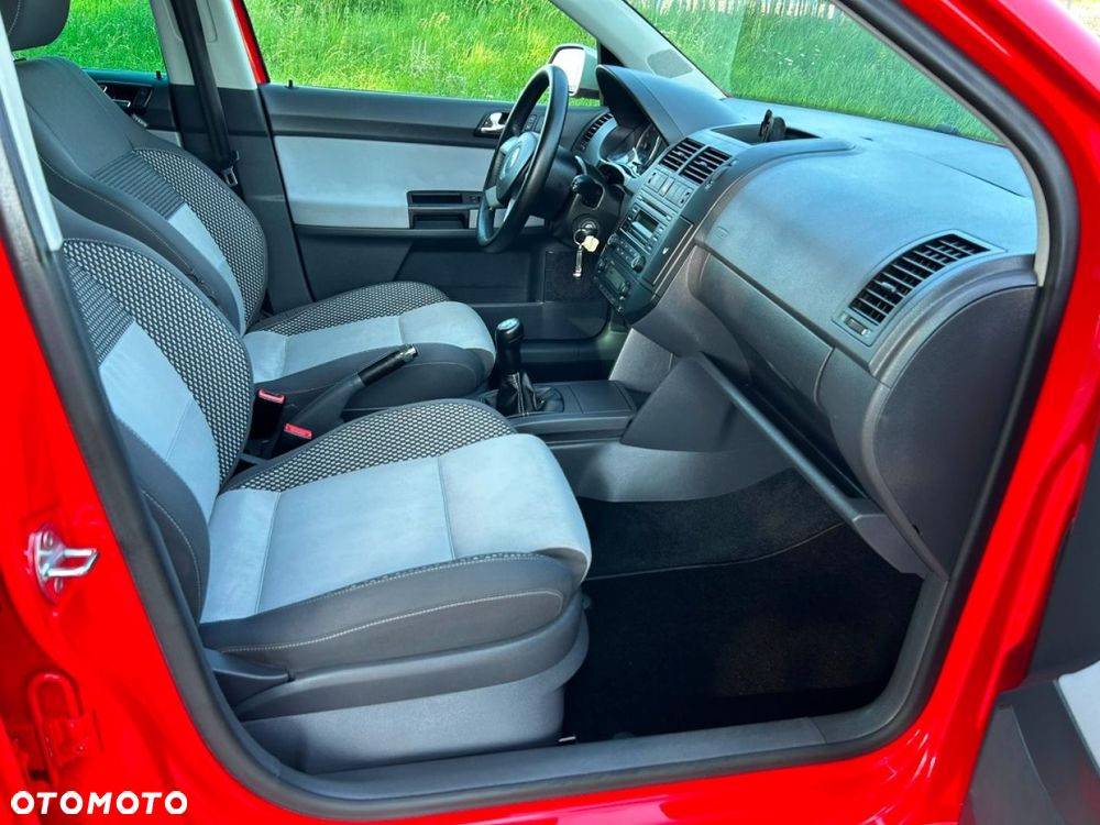 Volkswagen Polo Cross - 12