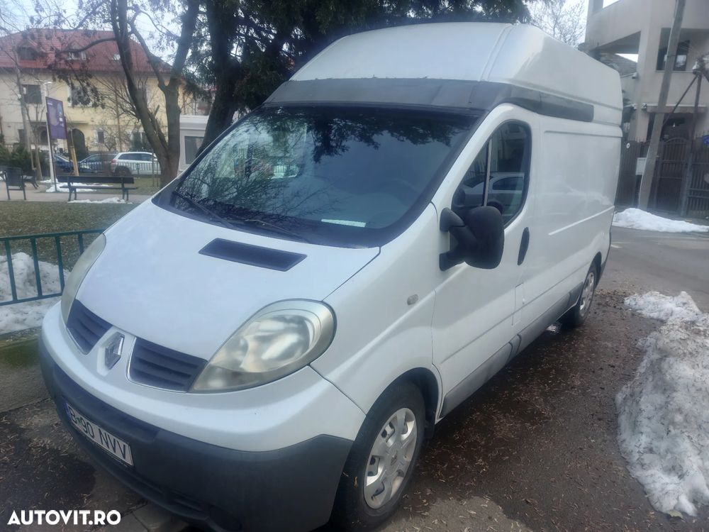 Renault Trafic - 2
