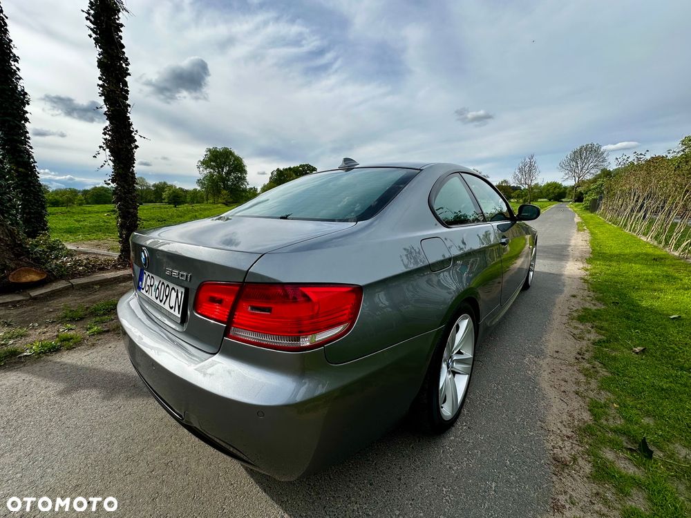 BMW Seria 3 320i M Sport Edition - 15