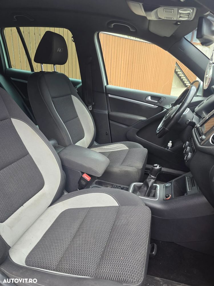 Volkswagen Tiguan 2.0 TDI 4Motion BMT Sport & Style - 12