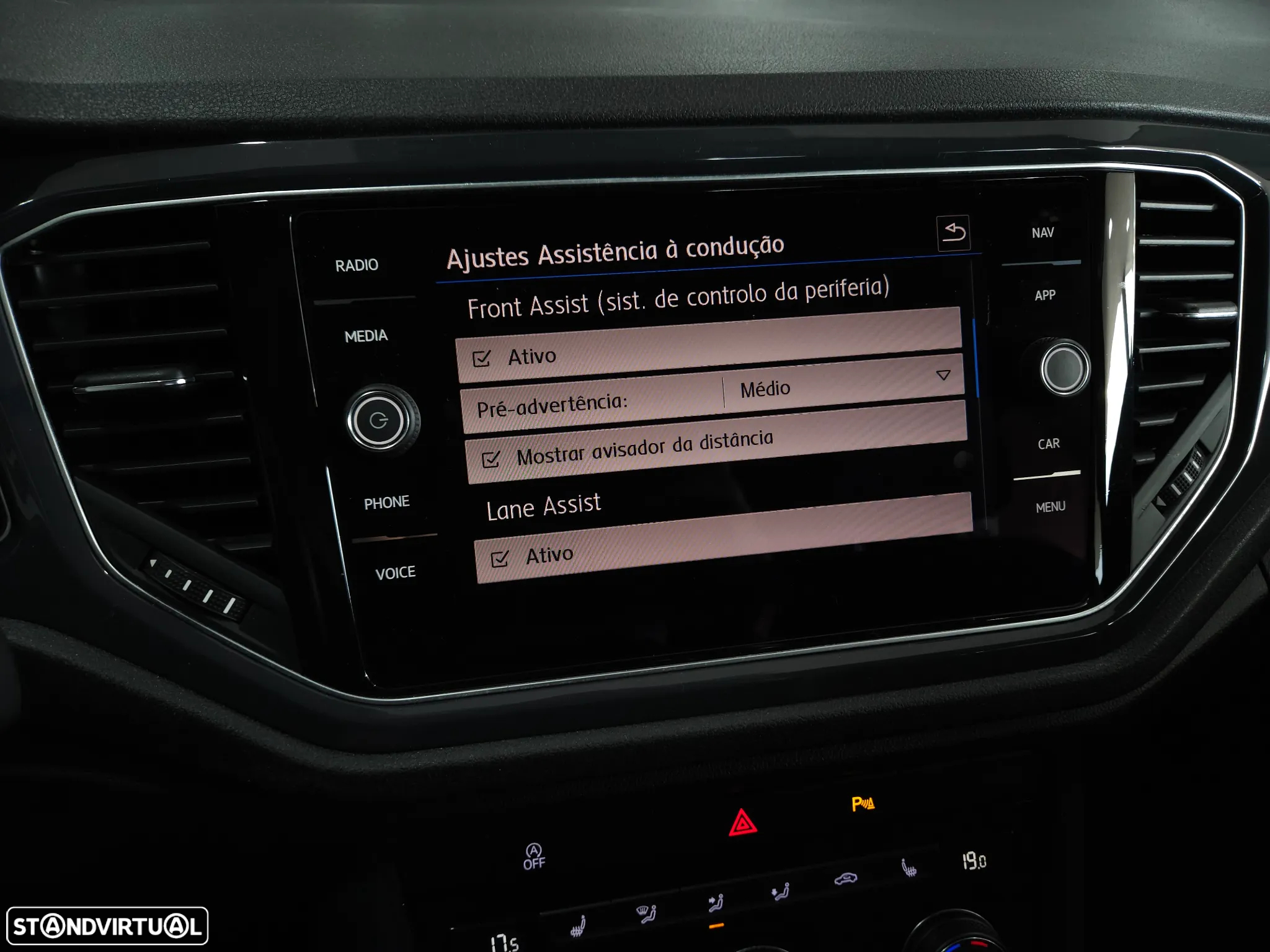 VW T-Roc 1.6 TDI Sport - 24