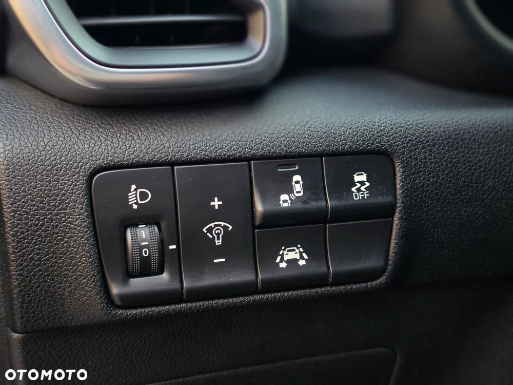 Kia Sportage - 16