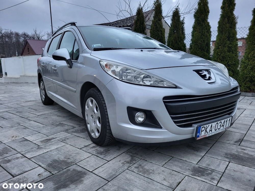 Peugeot 207 1.6 HDi - 13