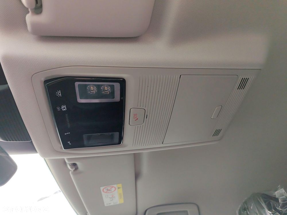 Volkswagen Tiguan - 22