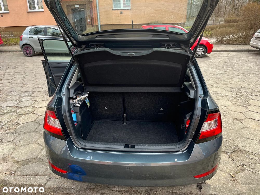 Skoda Fabia 1.0 Ambition - 10