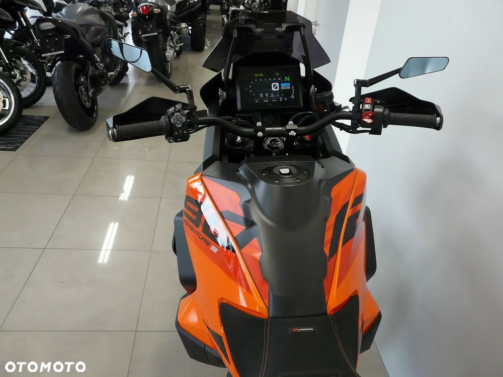 KTM Adventure - 23