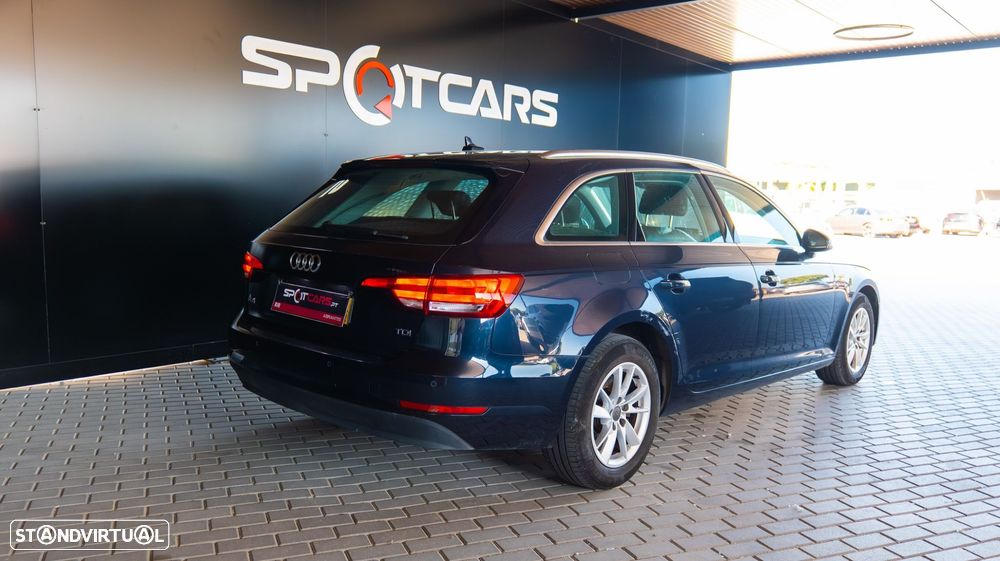 Audi A4 Avant 2.0 TDI Advance - 6