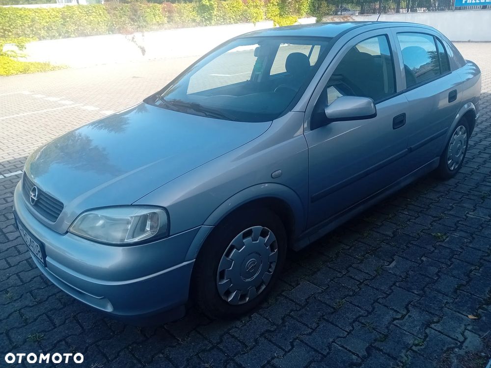 Opel Astra - 2