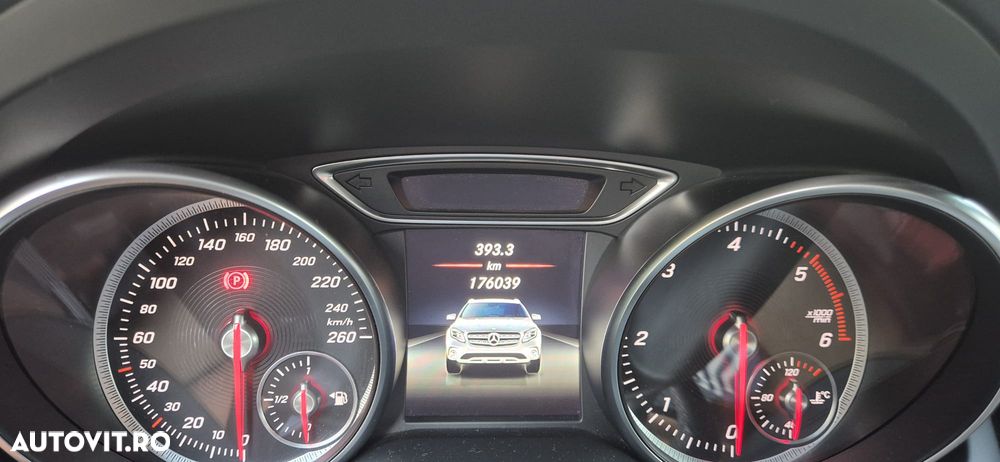 Mercedes-Benz GLA 200 d 4MATIC Aut. - 4