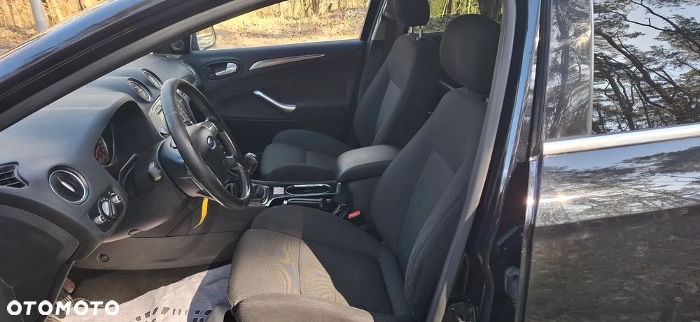 Ford Mondeo 2.0 TDCi Champions Edition - 15