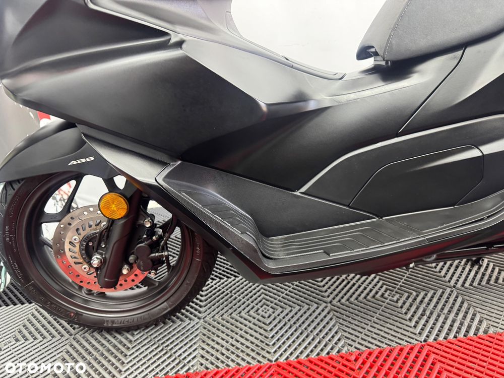 Honda PCX - 9