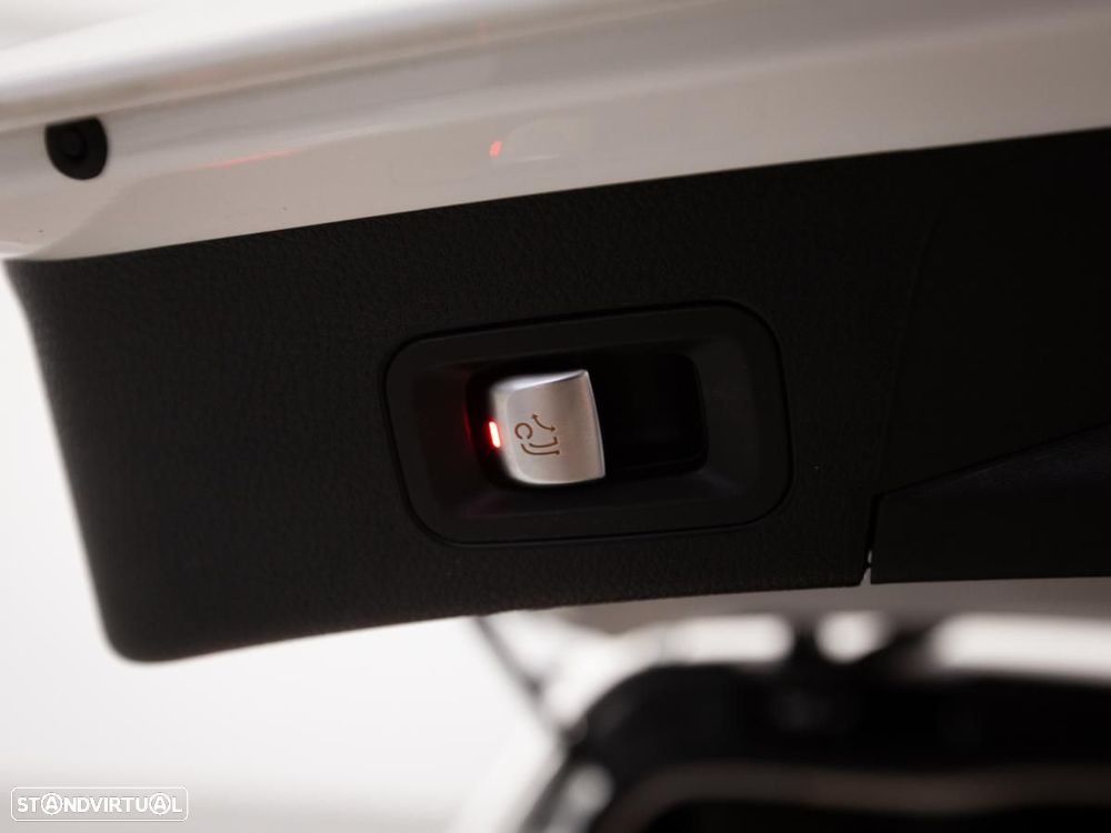 Mercedes-Benz C 300 de T 9G-TRONIC Avantgarde - 14