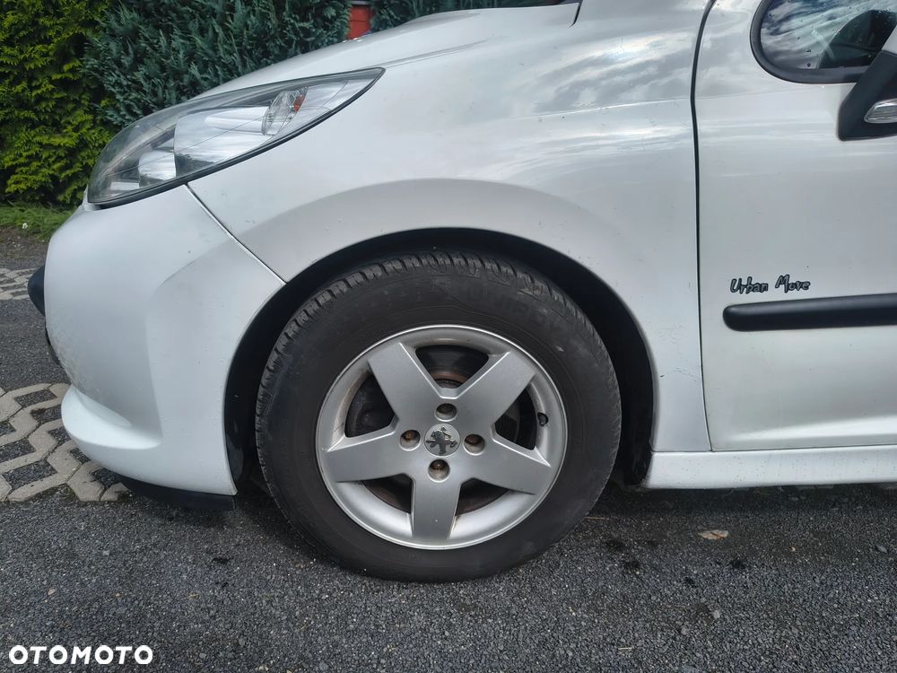 Peugeot 207 95 VTi Tendance - 10