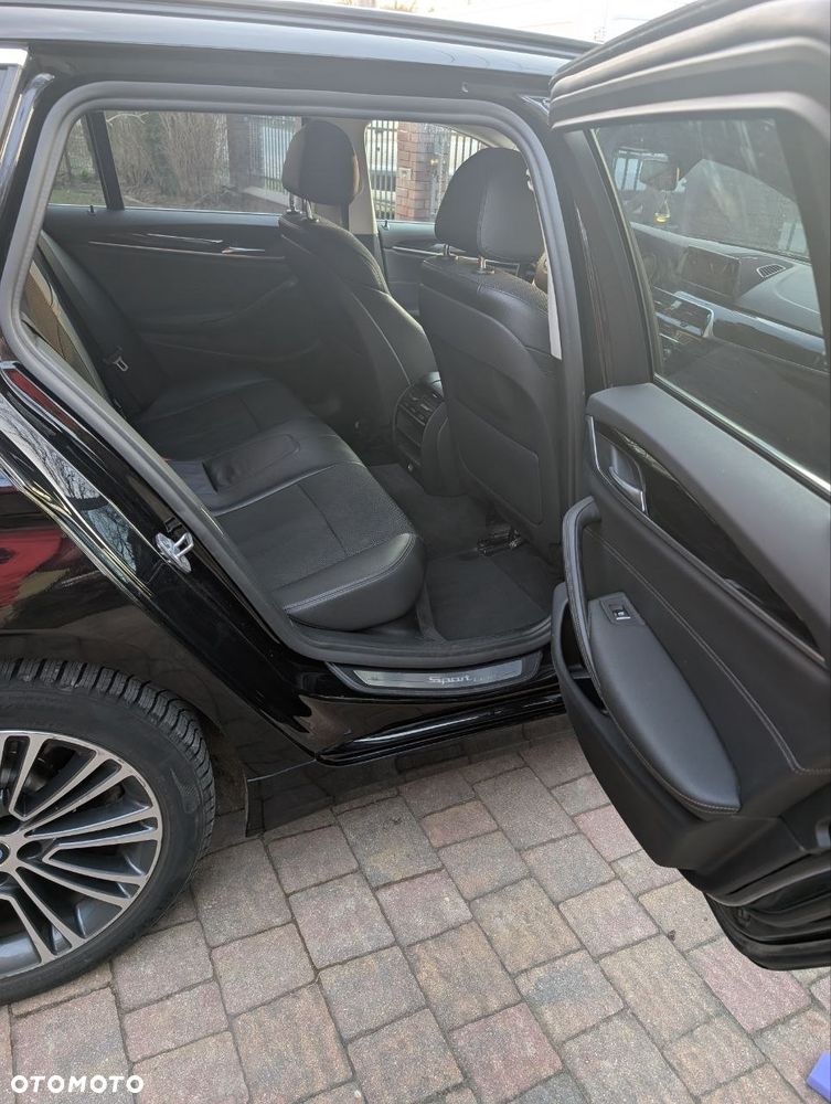 BMW Seria 5 518d Sport Line - 12