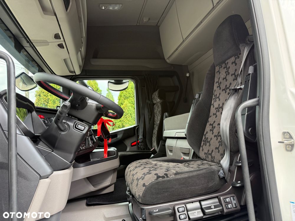 Scania - 32