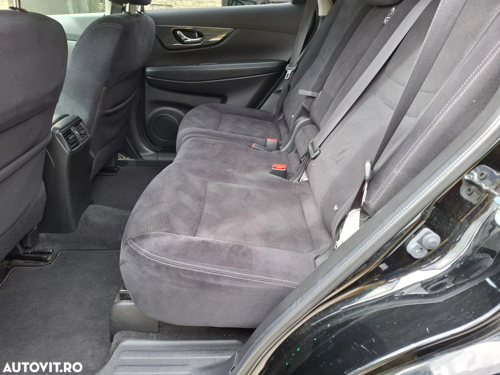 Nissan X-Trail - 8
