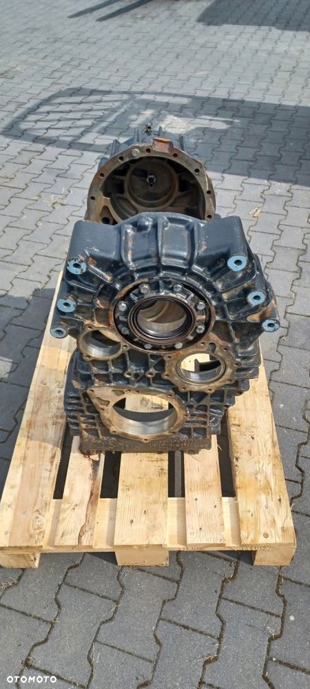 Obudowa Reduktora Skrzyni Rozdzielczej MAN TGS TGA 6x6 8x8 8x6 G173 G172 - 4
