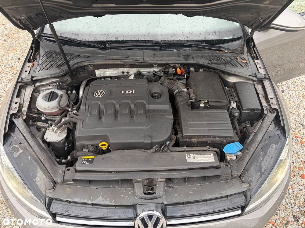 Volkswagen Golf 2.0 TDI 4Motion BlueMotion Technology Edition - 19