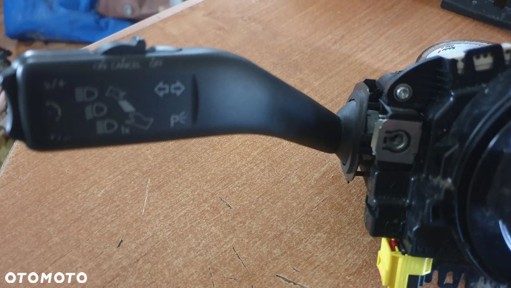 Skoda Octavia II lift przełącznik zespolony taśma - 4