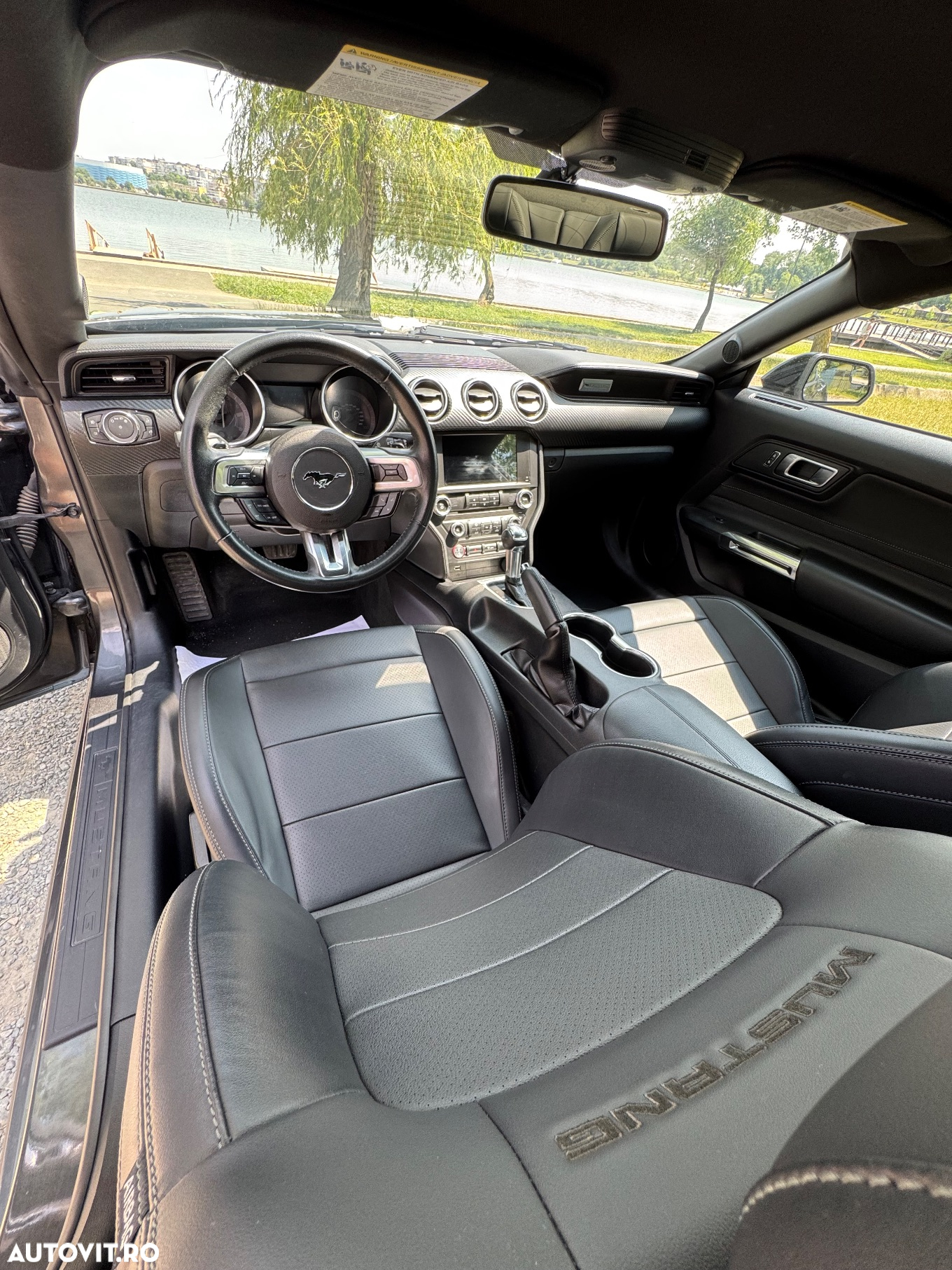 Ford Mustang 2.3 Eco Boost Aut. - 10