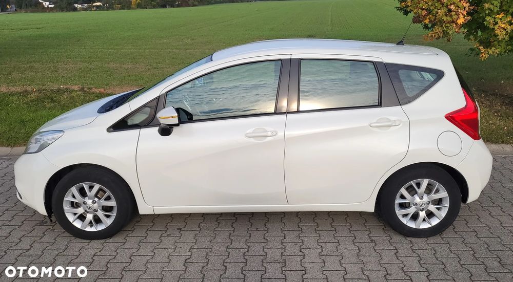 Nissan Note 2014 photo 5