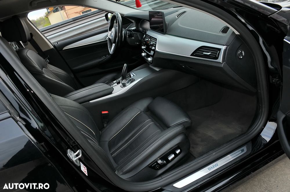 BMW Seria 5 530e xDrive AT PHEV - 14