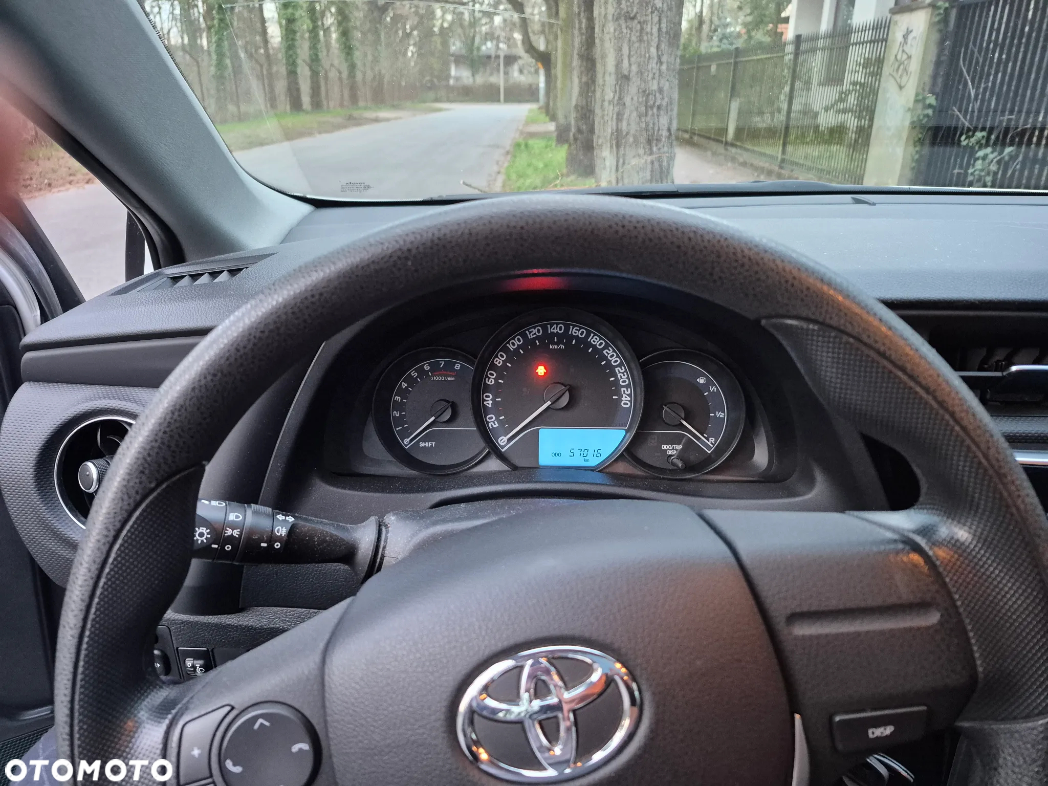 Toyota Auris 1.33 VVT-i Active - 14