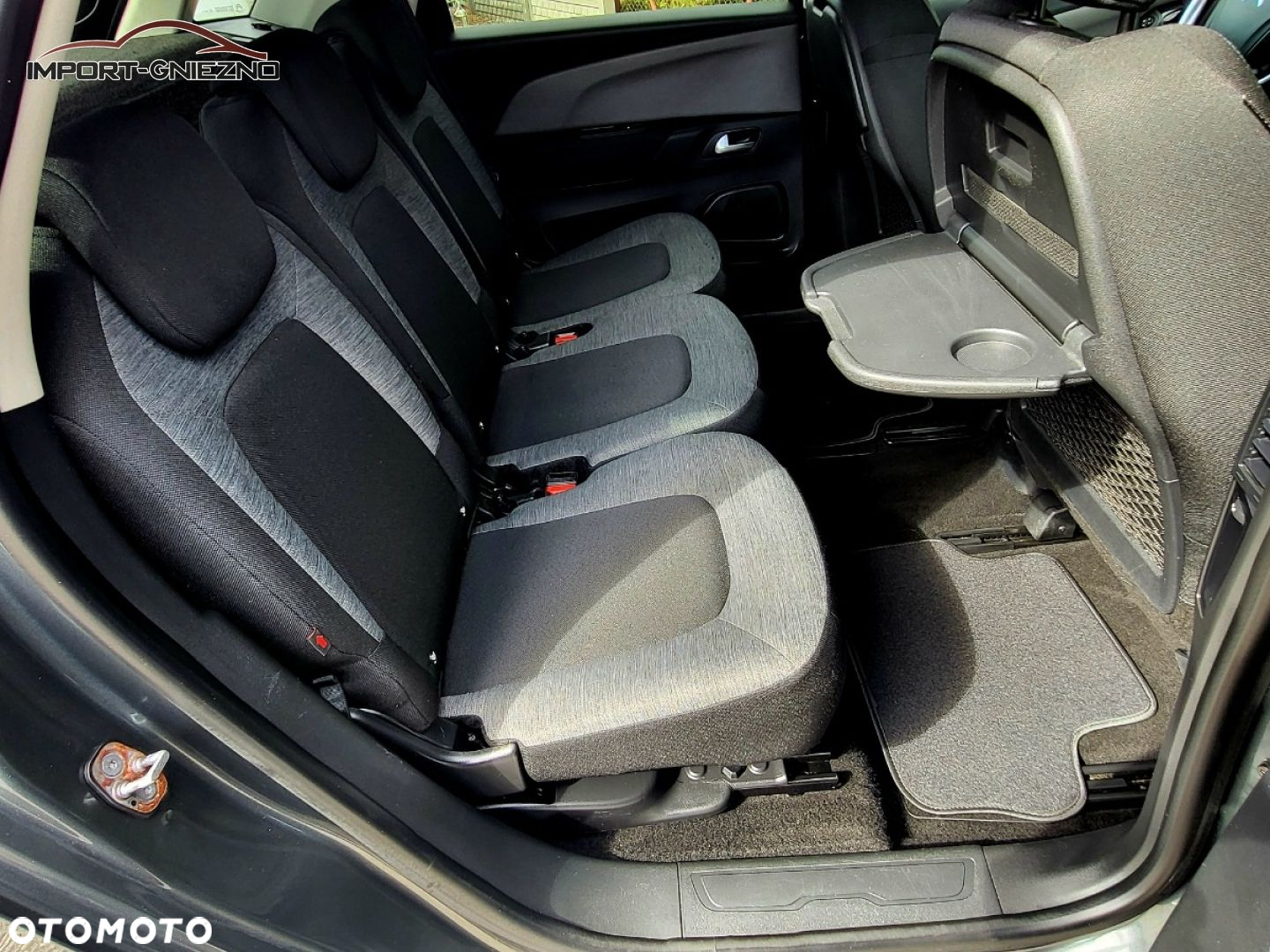 Citroën C4 Picasso - 8
