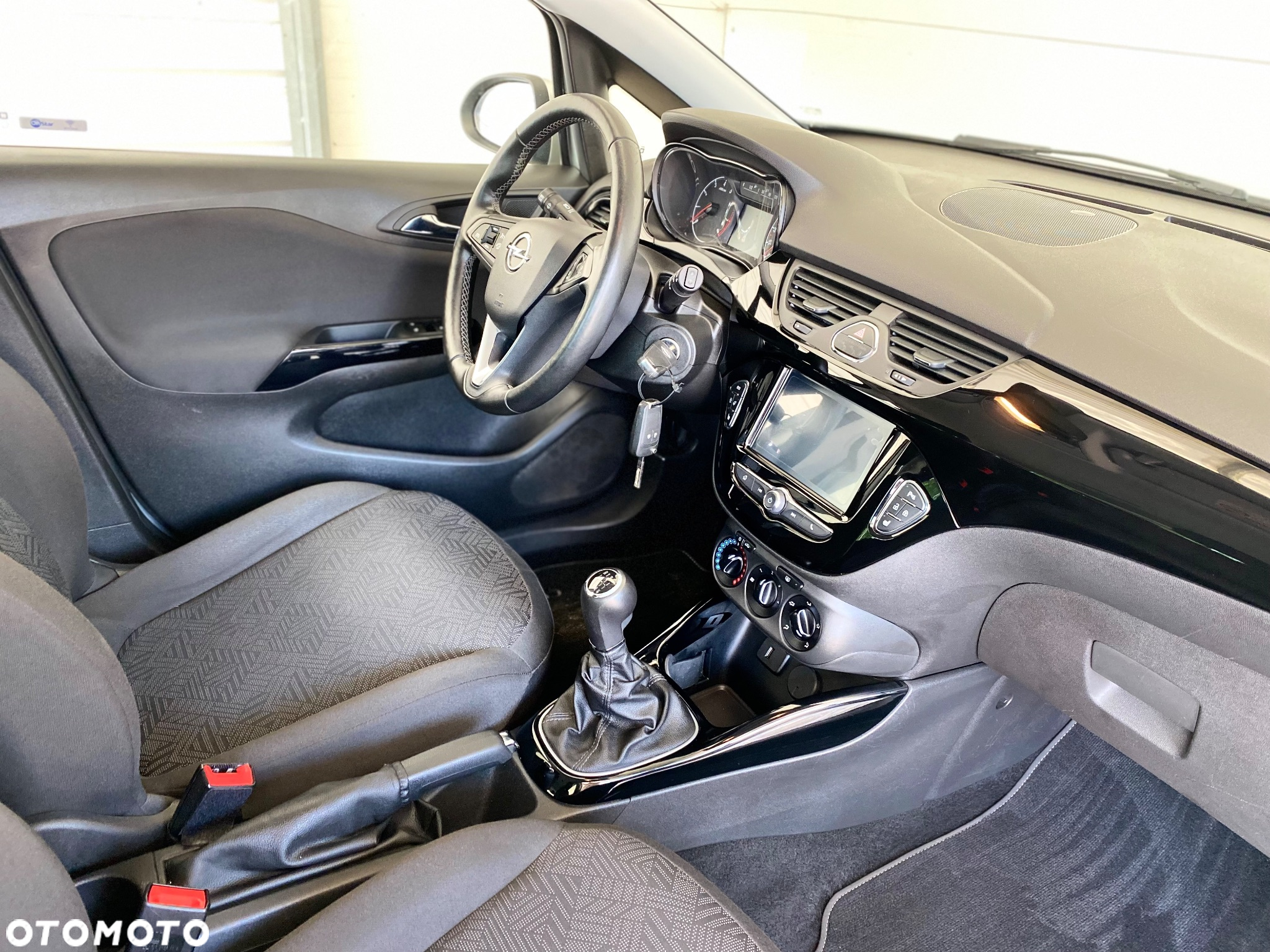 Opel Corsa 1.4 T Cosmo S&S - 12